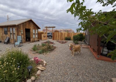 Basecamp Bluff Yard & Shed